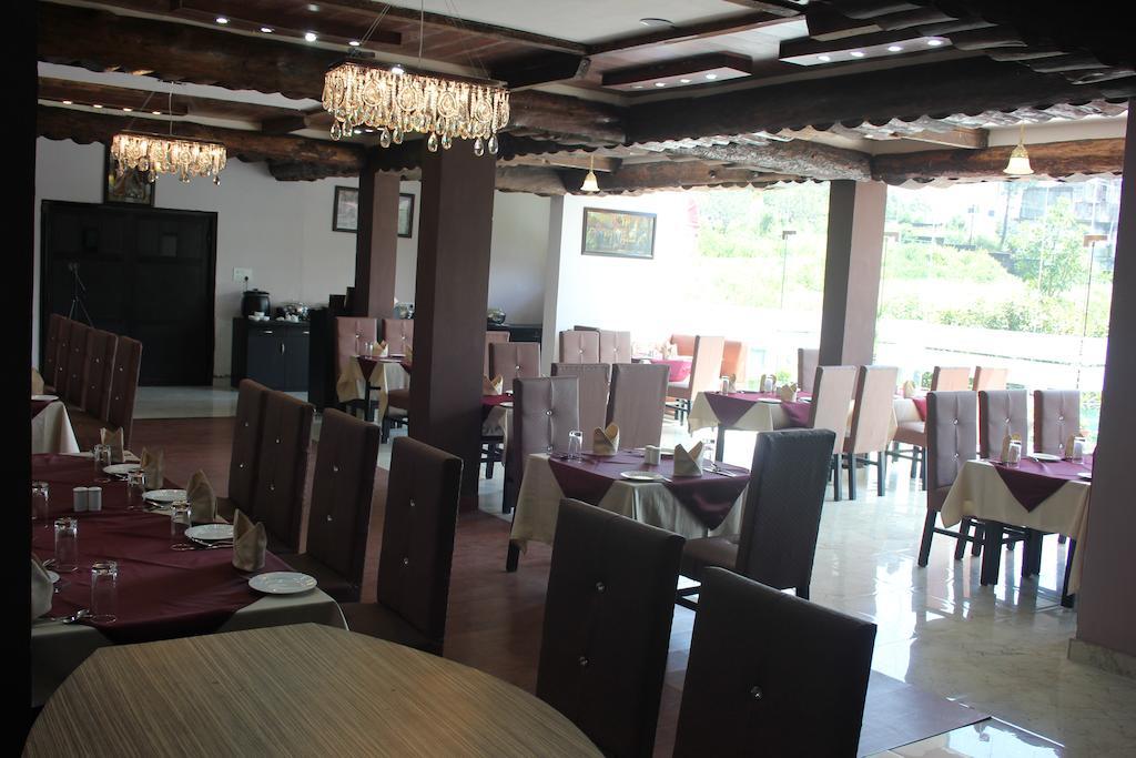 The Royal Court Otel Nainital Dış mekan fotoğraf