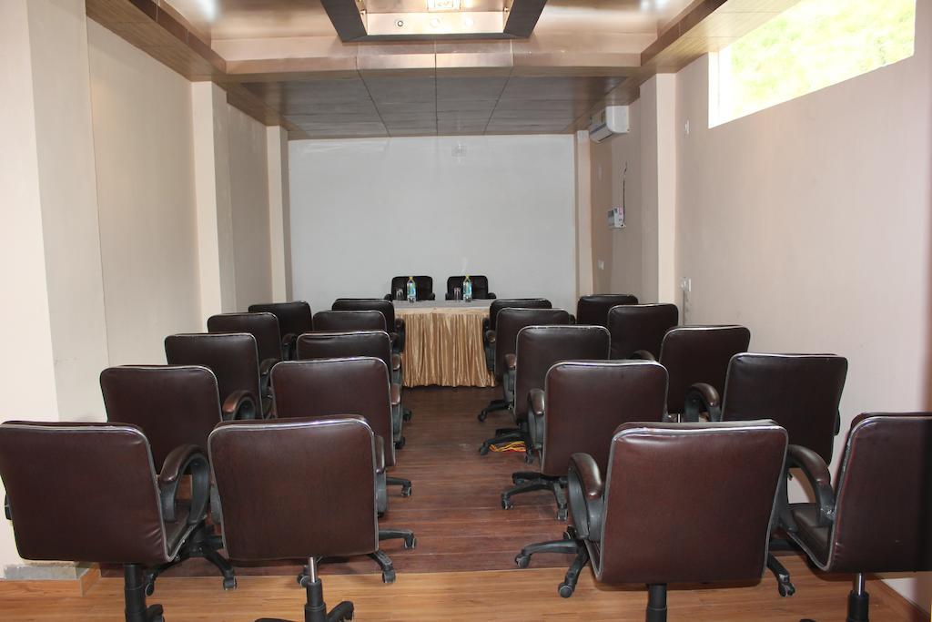 The Royal Court Otel Nainital Dış mekan fotoğraf
