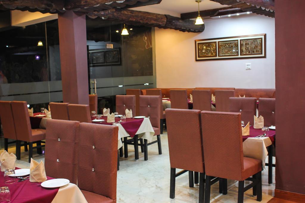 The Royal Court Otel Nainital Dış mekan fotoğraf
