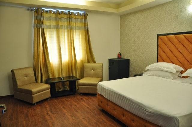 The Royal Court Otel Nainital Dış mekan fotoğraf