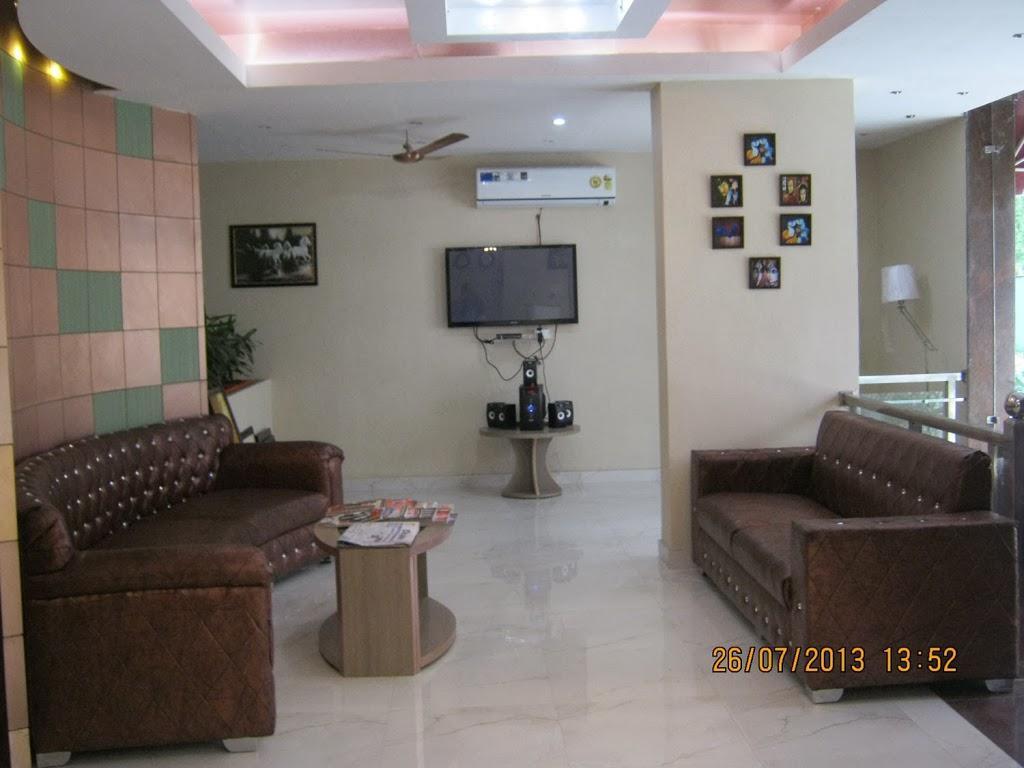 The Royal Court Otel Nainital Dış mekan fotoğraf