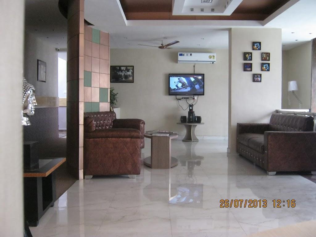 The Royal Court Otel Nainital Dış mekan fotoğraf